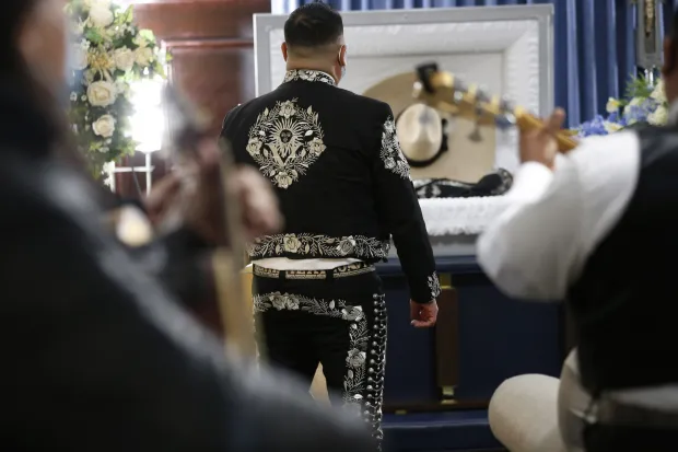 mariachi en funerales servicio enColima
